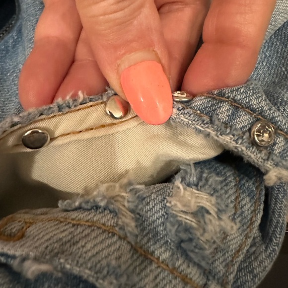 Zara Denim Shorts Gemstone Rhinestone Bejeweled Studs Distressed Size 4 Blue - Picture 10 of 11